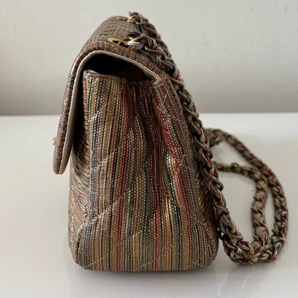 SOLD Authentic Chanel bag - Picture 3 of 16